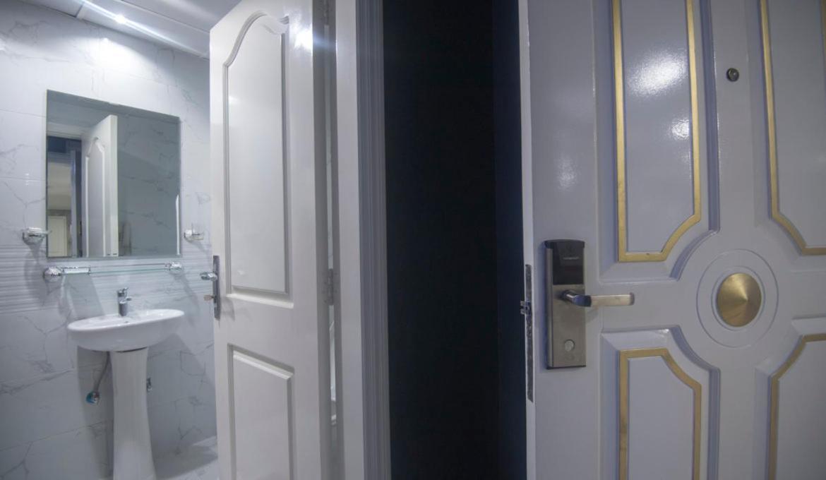 דובאי Dreamwhite Hotel מראה חיצוני תמונה